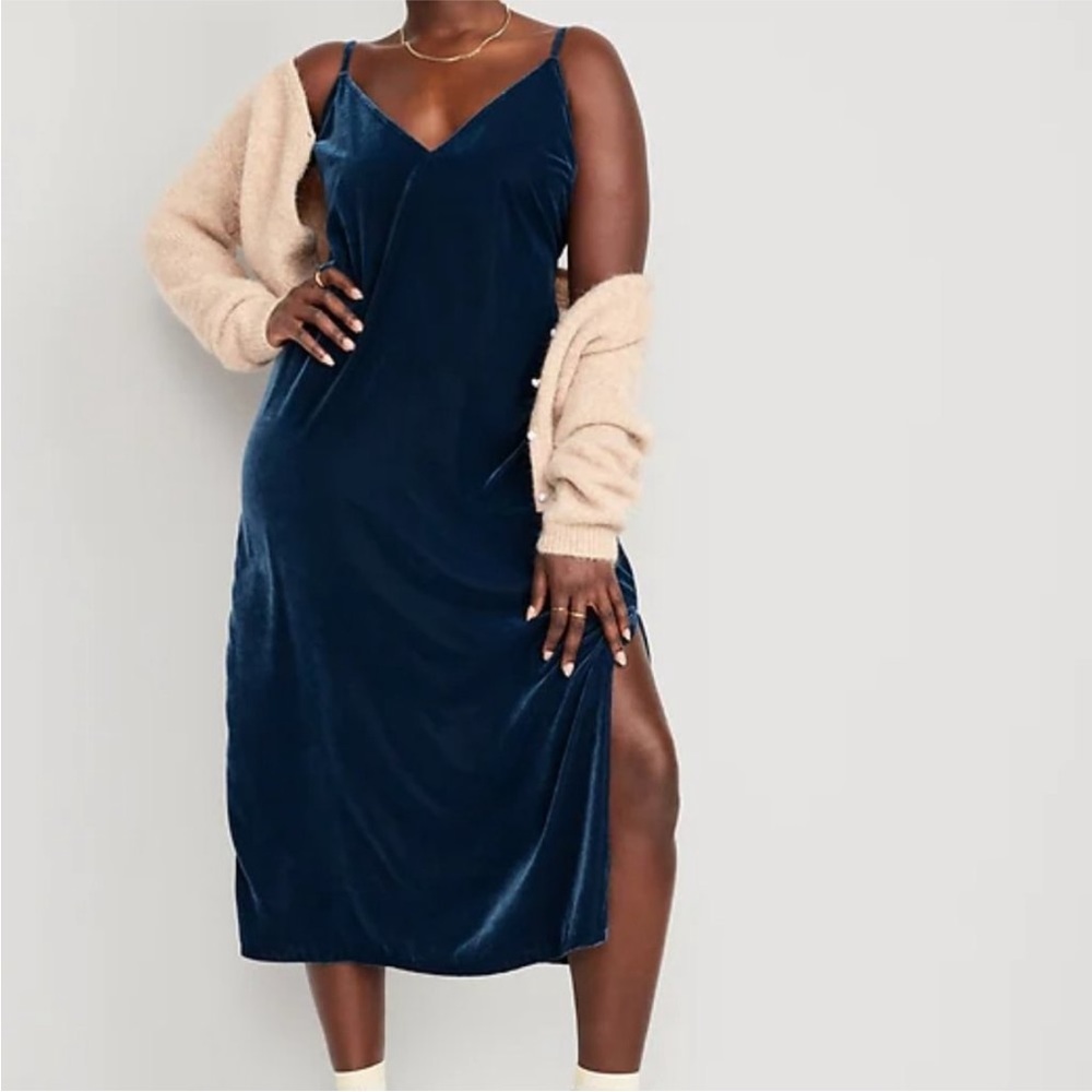 NWT Old Navy Women’s Spaghetti Strap Velvet Midi Slip Dress Blue Size Large Tall